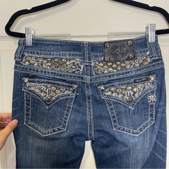 Miss Me Shine On Boot JP5645B Flap Pockets Embellished Jeans Sz 27 - Picture 3 of 8